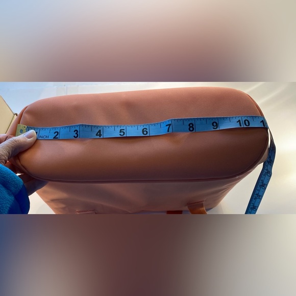 Hydro Flask Grapefruit 8L Lunch Tote  NWT - Picture 4 of 7